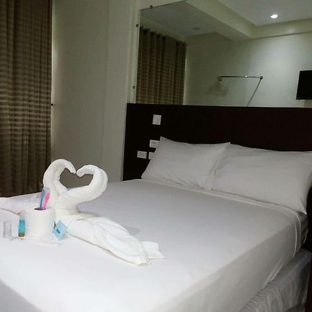 Boracay Midtown Hotel Balabag  Kültér fotó