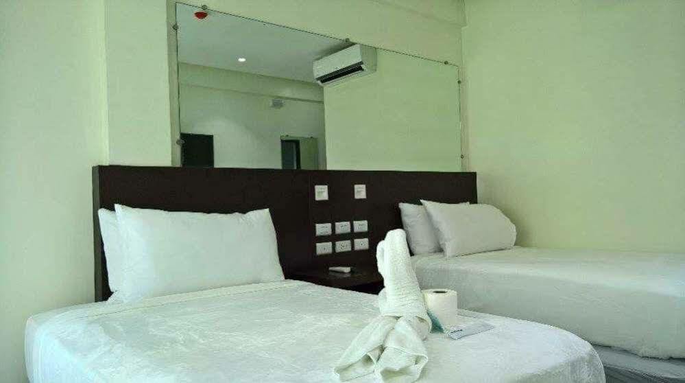 Boracay Midtown Hotel Balabag  Kültér fotó